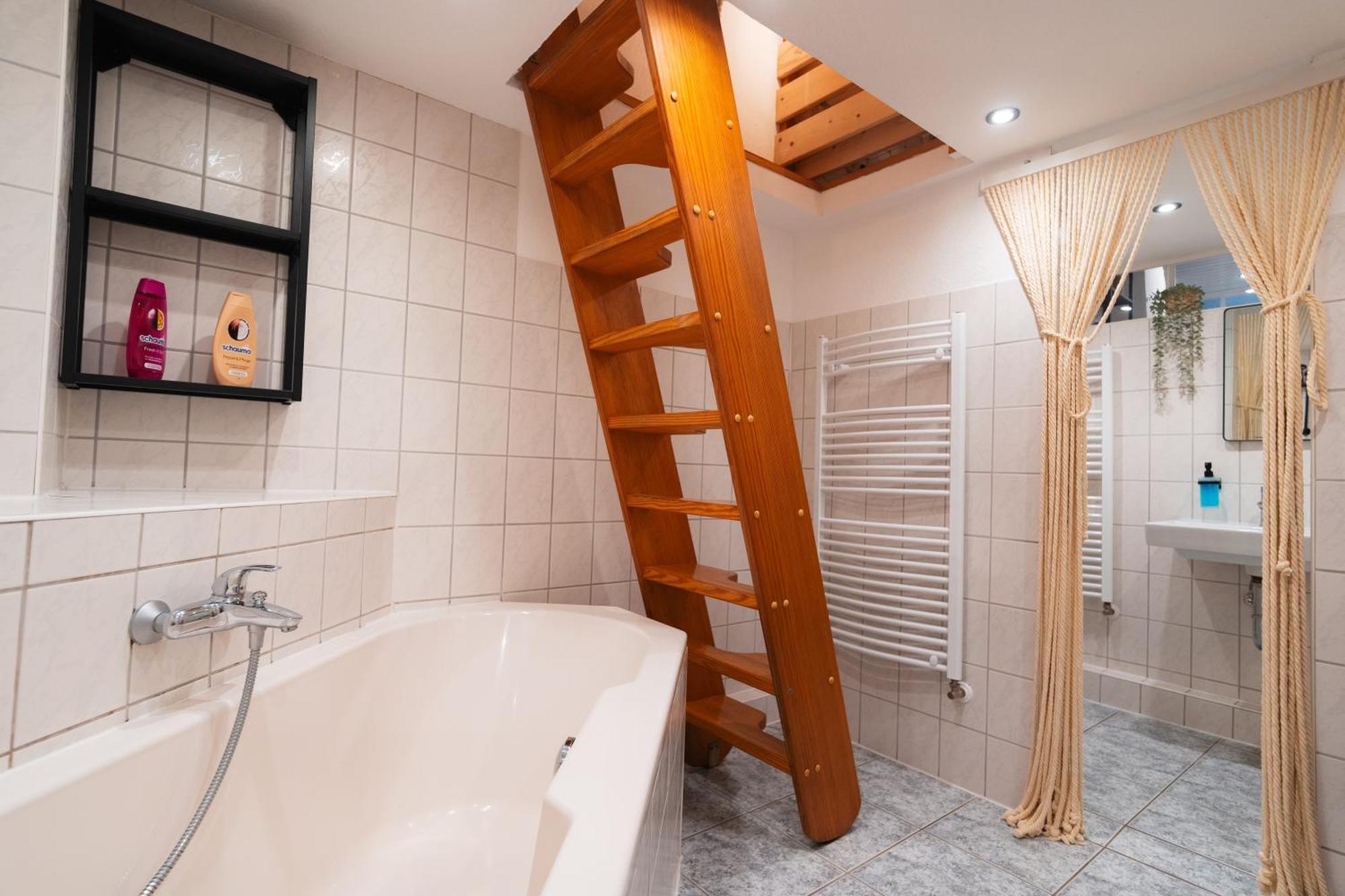 Adventure Apartment - Hochebene, Terrasse & Top Lage Bremerhaven Dış mekan fotoğraf